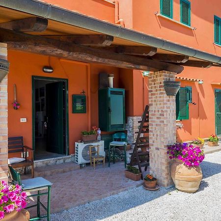 La Locanda Country House Borgo Montenero Kültér fotó