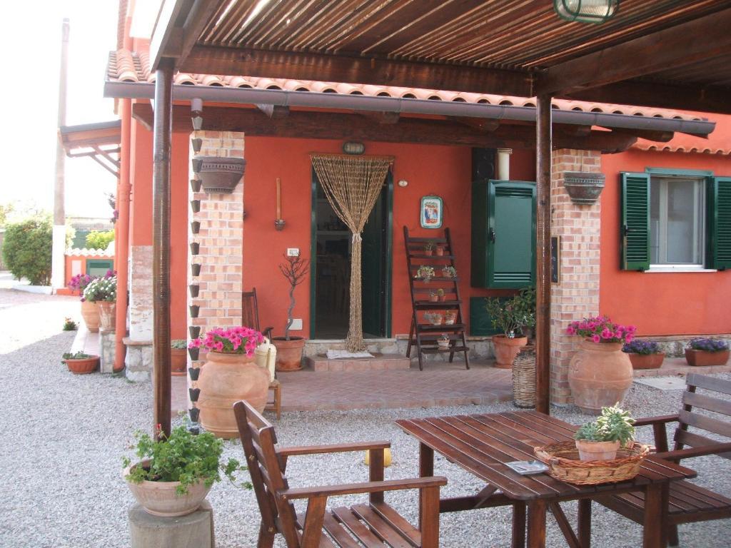 La Locanda Country House Borgo Montenero Kültér fotó