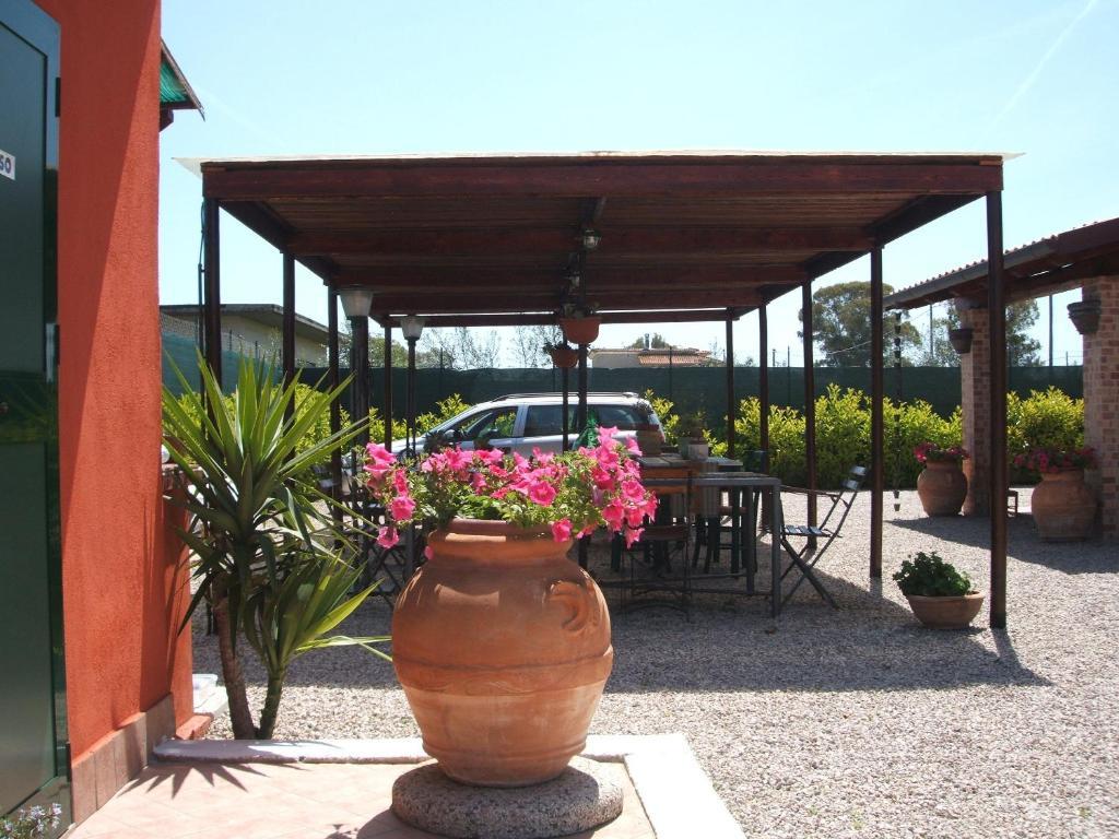 La Locanda Country House Borgo Montenero Kültér fotó